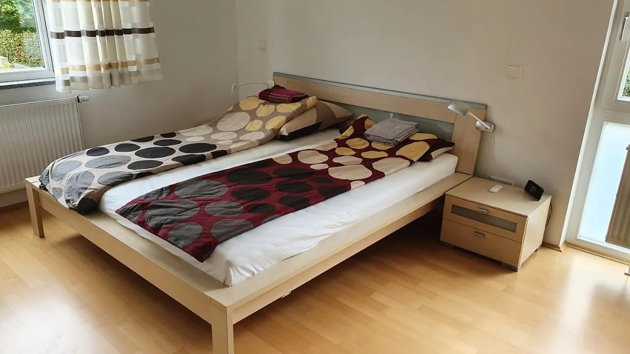 Moderne 4 Zimmer -Wohnung I Bbq I Parkplatz Munich Apartment